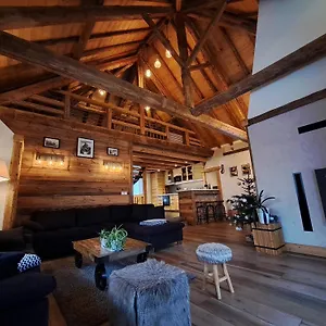 chalet-augustin.hotels-rhonealpes.com/