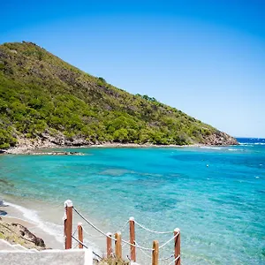 ti-paradis-terre-de-haut.comcaribbean.com/